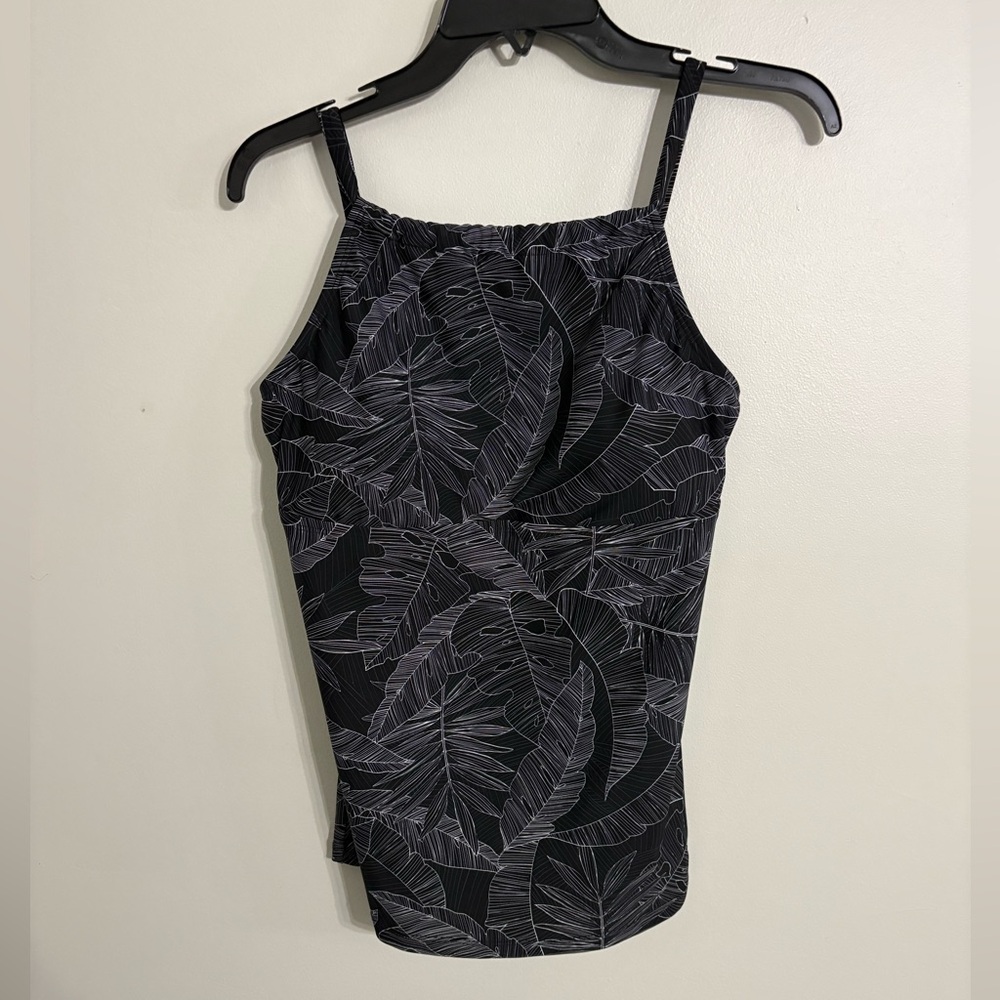 Hapari Black and white  swim Tankini  Top size 12/14